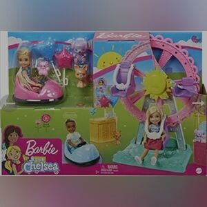 New In Box, Barbie Club Chelsea Amusement Park Set - Pink and Blue